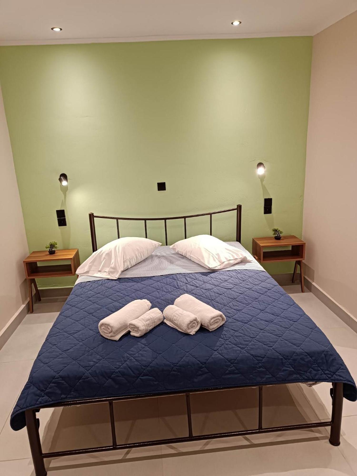 Newly Renovated Apartment Next To The Port Mantouki Екстер'єр фото