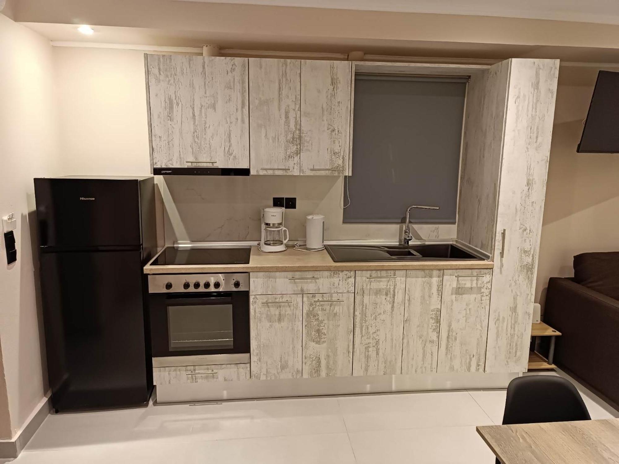 Newly Renovated Apartment Next To The Port Mantouki Екстер'єр фото