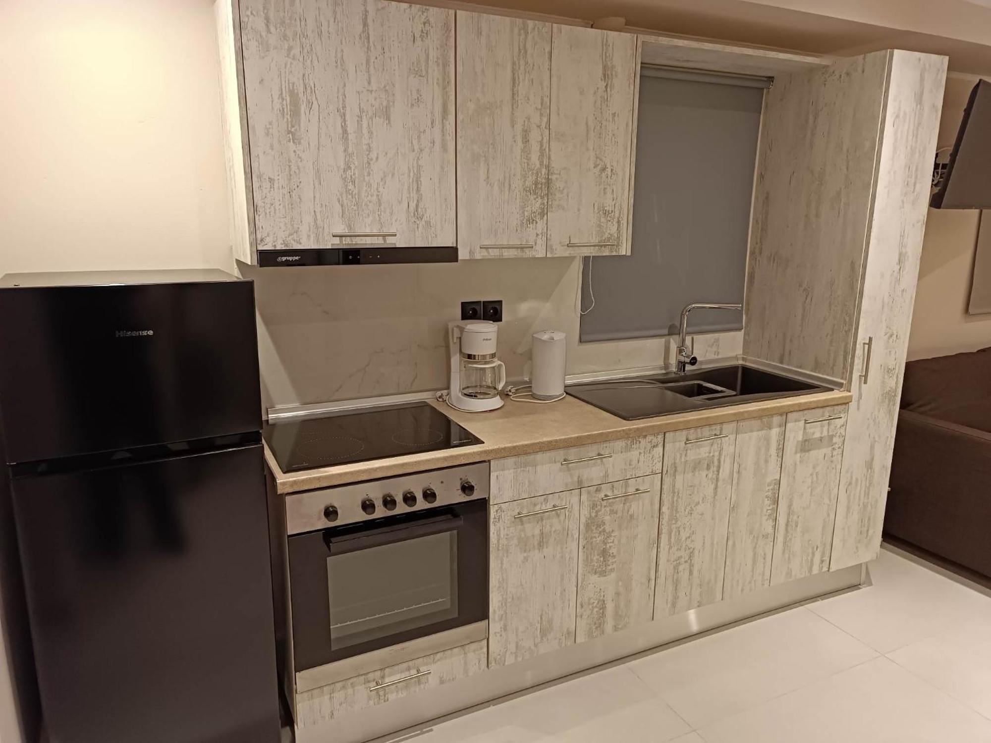 Newly Renovated Apartment Next To The Port Mantouki Екстер'єр фото